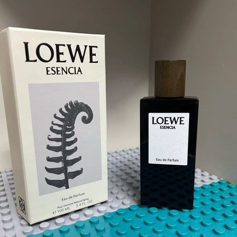 LOEWE ロエベ エセンシア オードゥ パルファム 100ml新品未開封