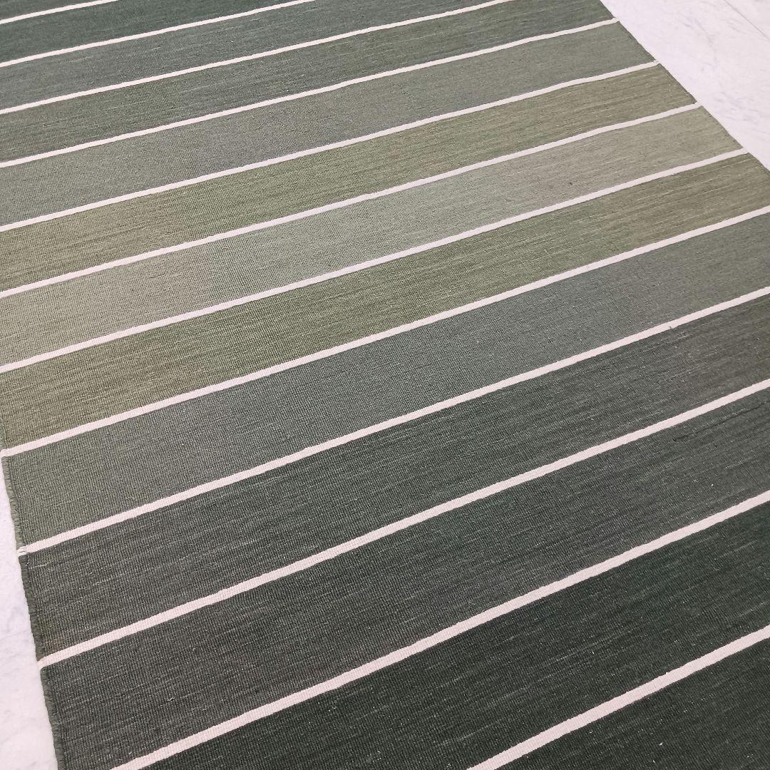 Y2579 インド製 ハリス ウール100% 手織り 平織ラグ 大判 ウール100％のおしゃれなインド製手織りラグ WOOL CROSS RUG グレー