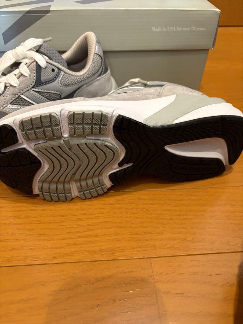 未使用 New Balance M990GL6 グレー スニーカー 24.5cm