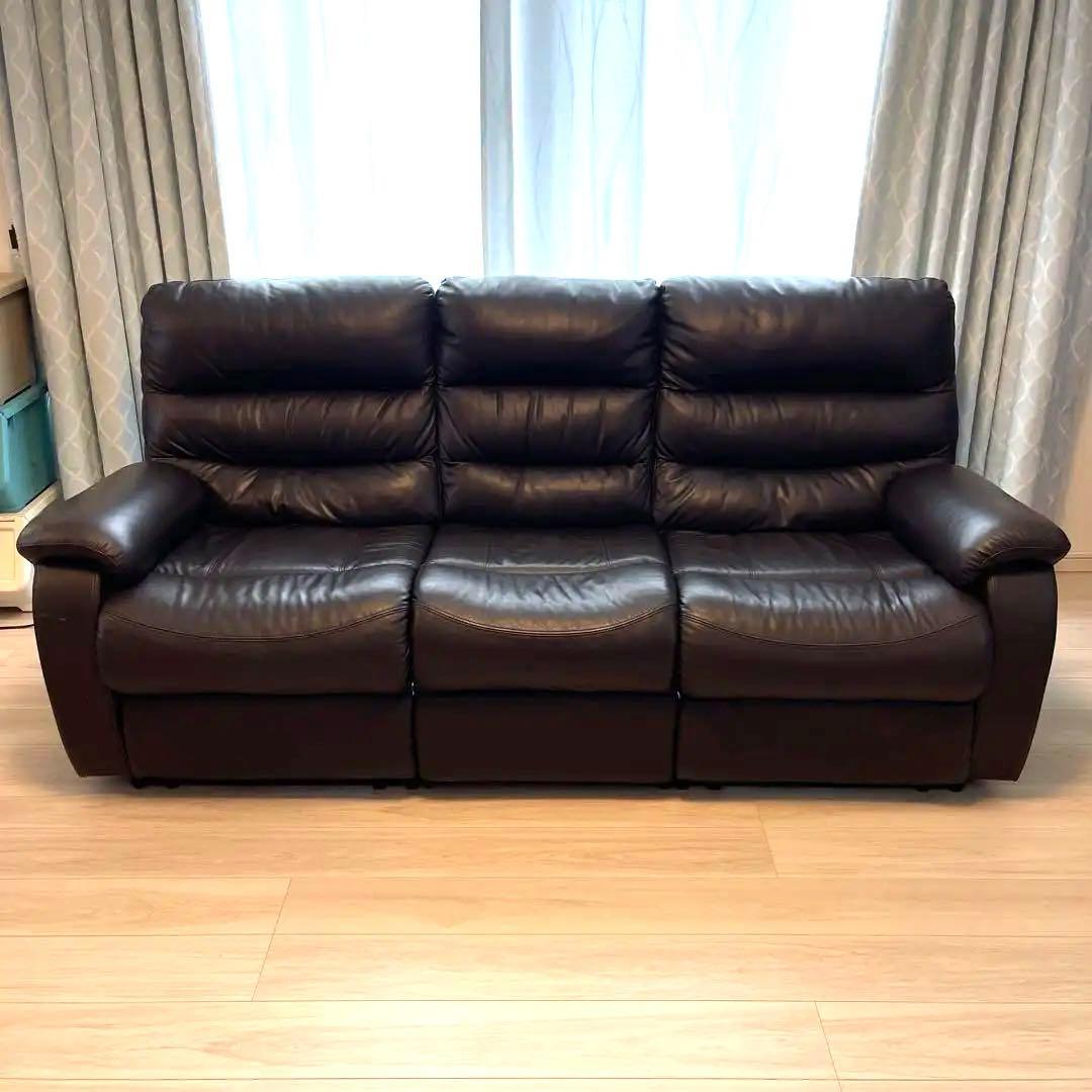 ニトリ　 3人掛け　電動リクライニングソファ　ビリーバー3 3人掛け電動リクライニングソファ テーブル付き 本革(一部合成皮革