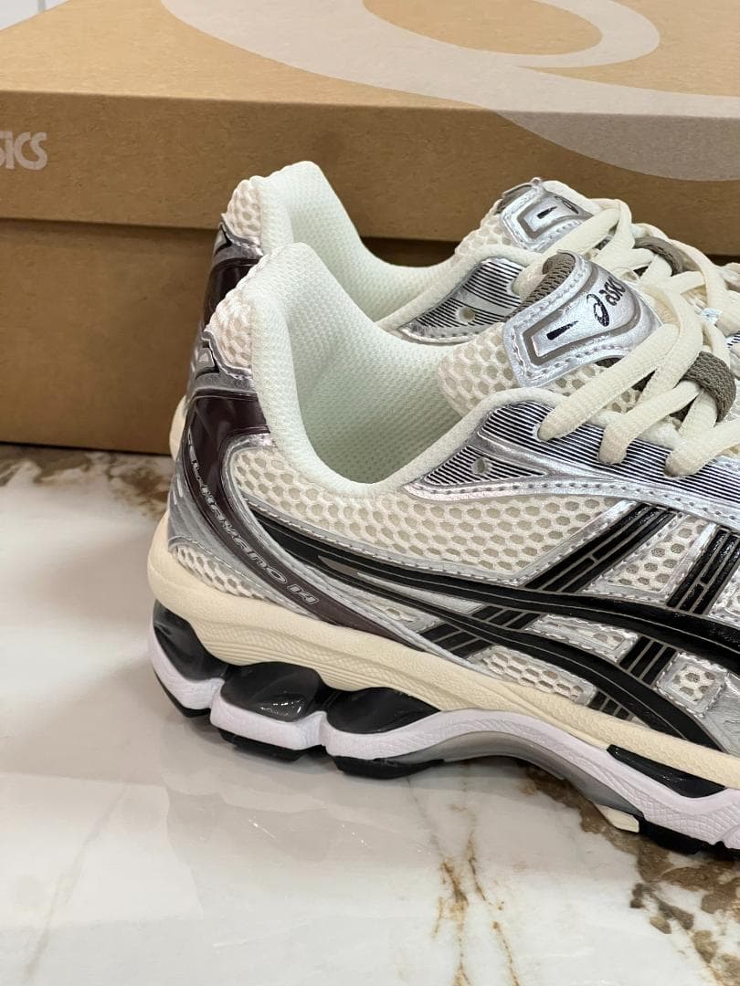 Asics Gel-Kayano 14 スニーカー 26.5cm