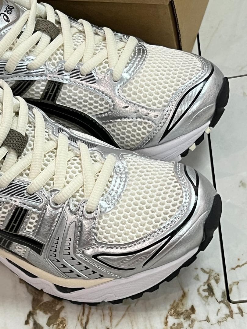 Asics Gel-Kayano 14 スニーカー 26.5cm