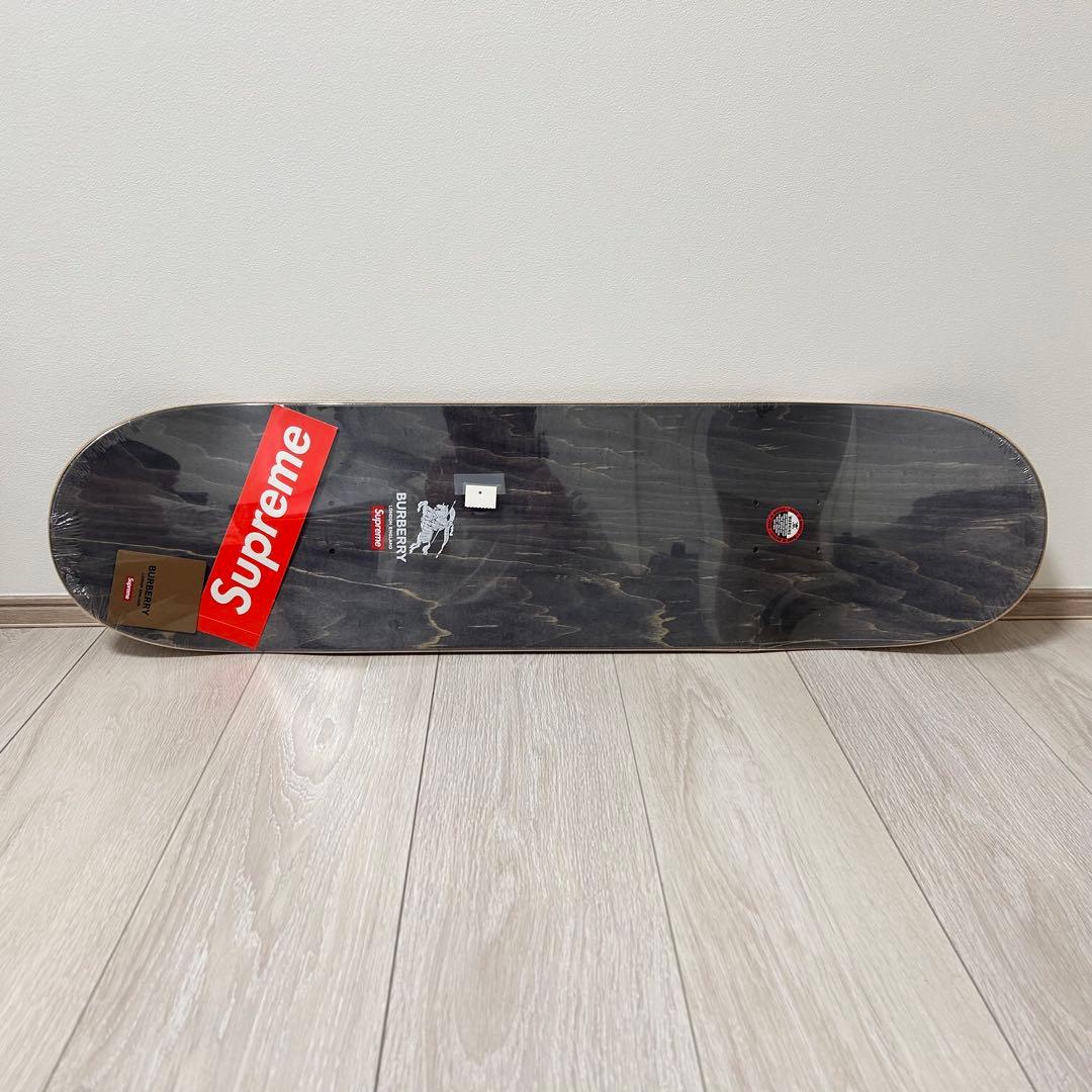 新品未使用】Supreme Burberry Skateboard - メルカリ