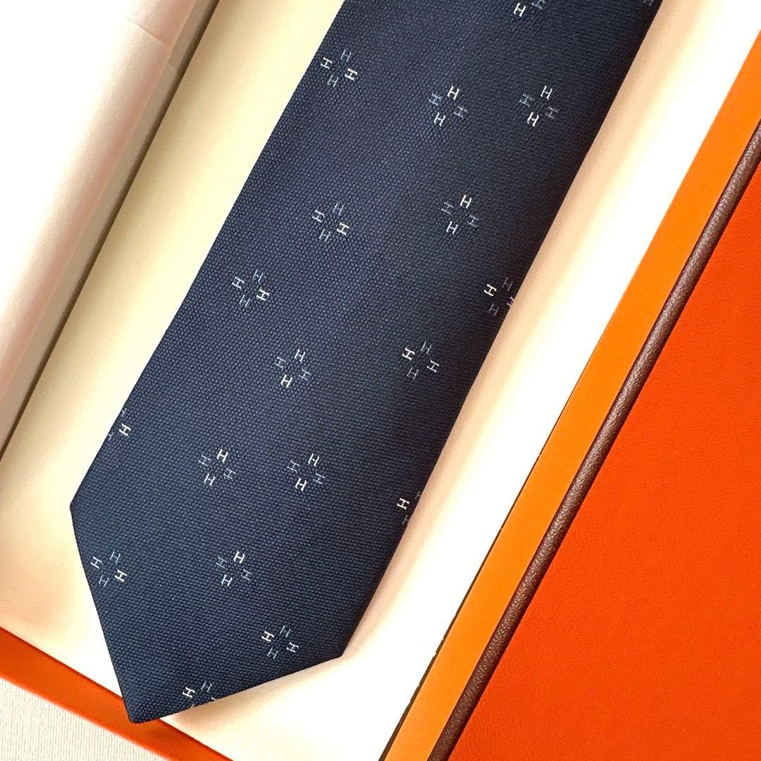 エルメス ネクタイ《ペタル》 新品 未使用