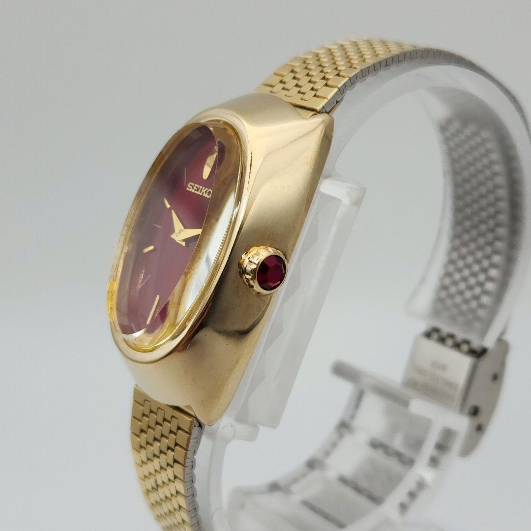 超希少 美品 新品電池】 SEIKO 腕時計 レディース オーバ ルQZ - メルカリ