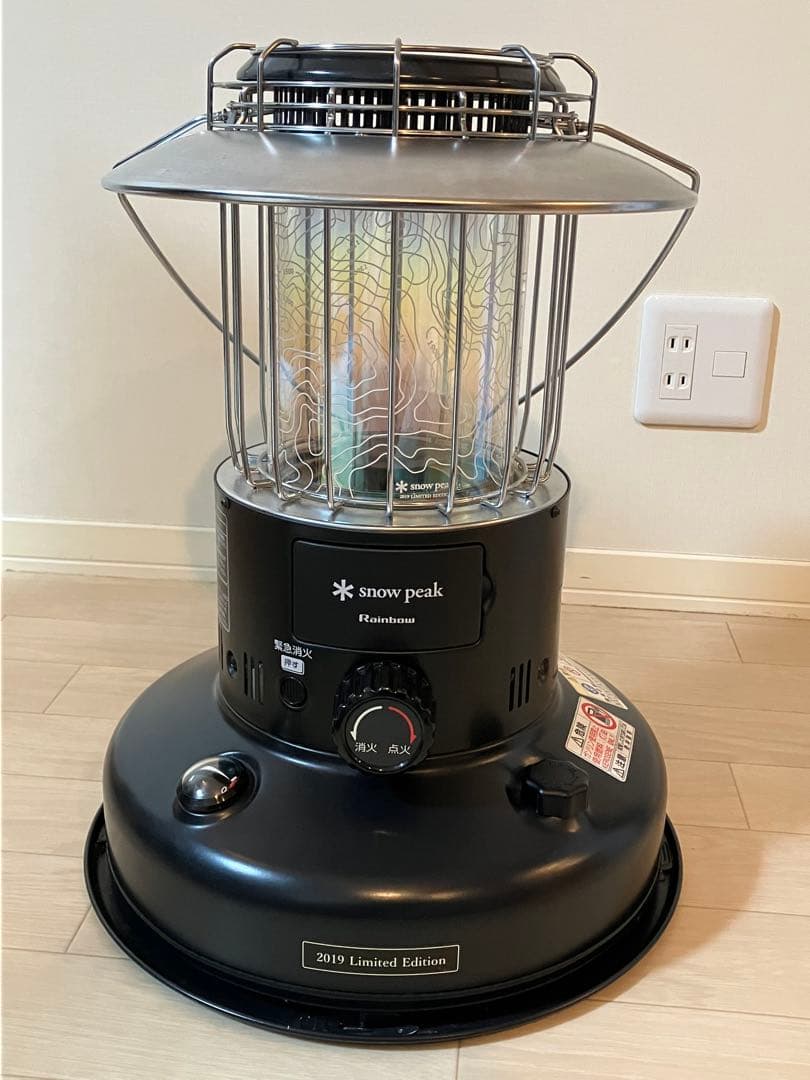 【moon 】スノーピーク レインボー ストーブ 2019年限定 スノーピーク冬の定番「レインボーストーブ」2019年限定版は、まさかの