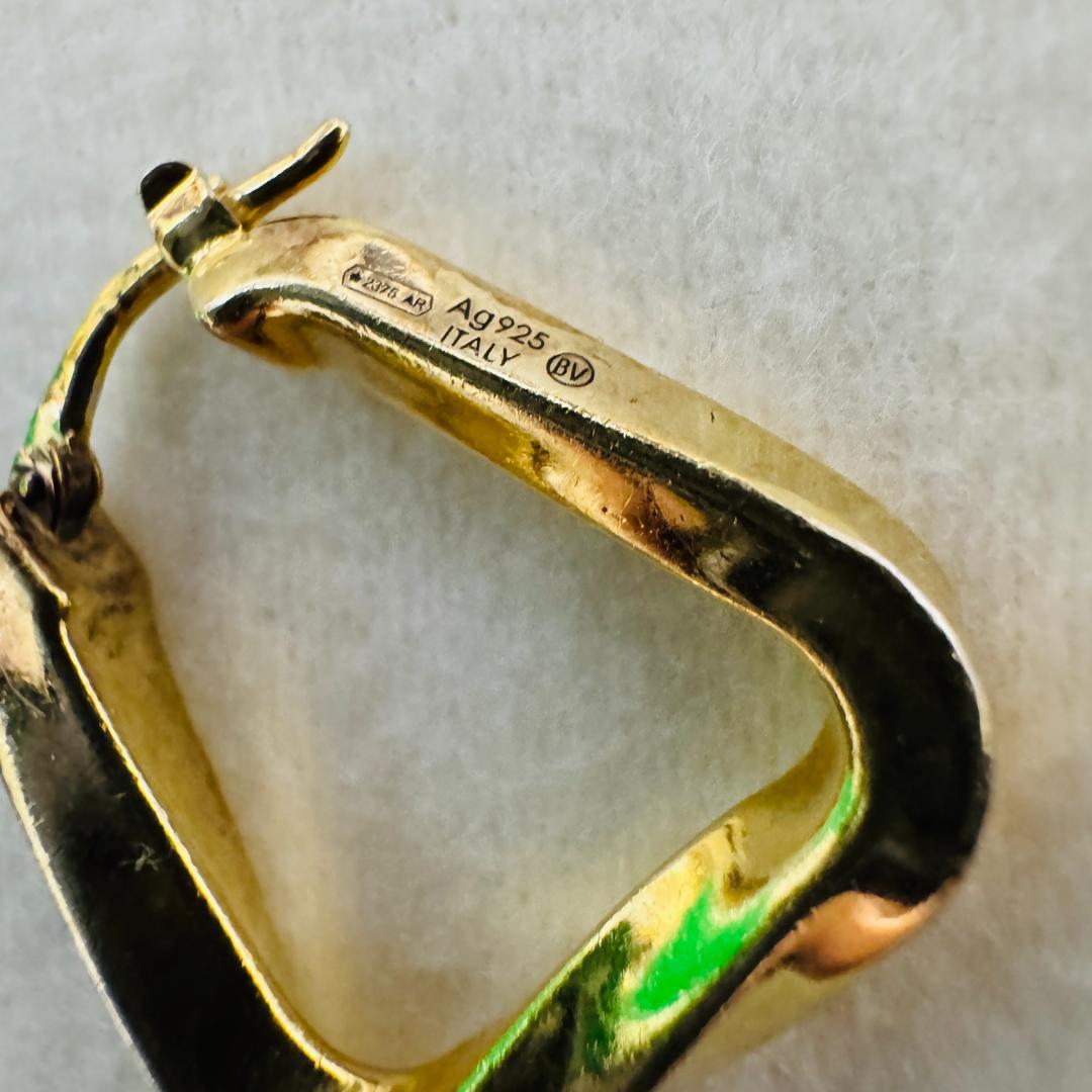 箱付】BOTTEGA VENETA ツイスト トライアングル フープ ピアス - メルカリ