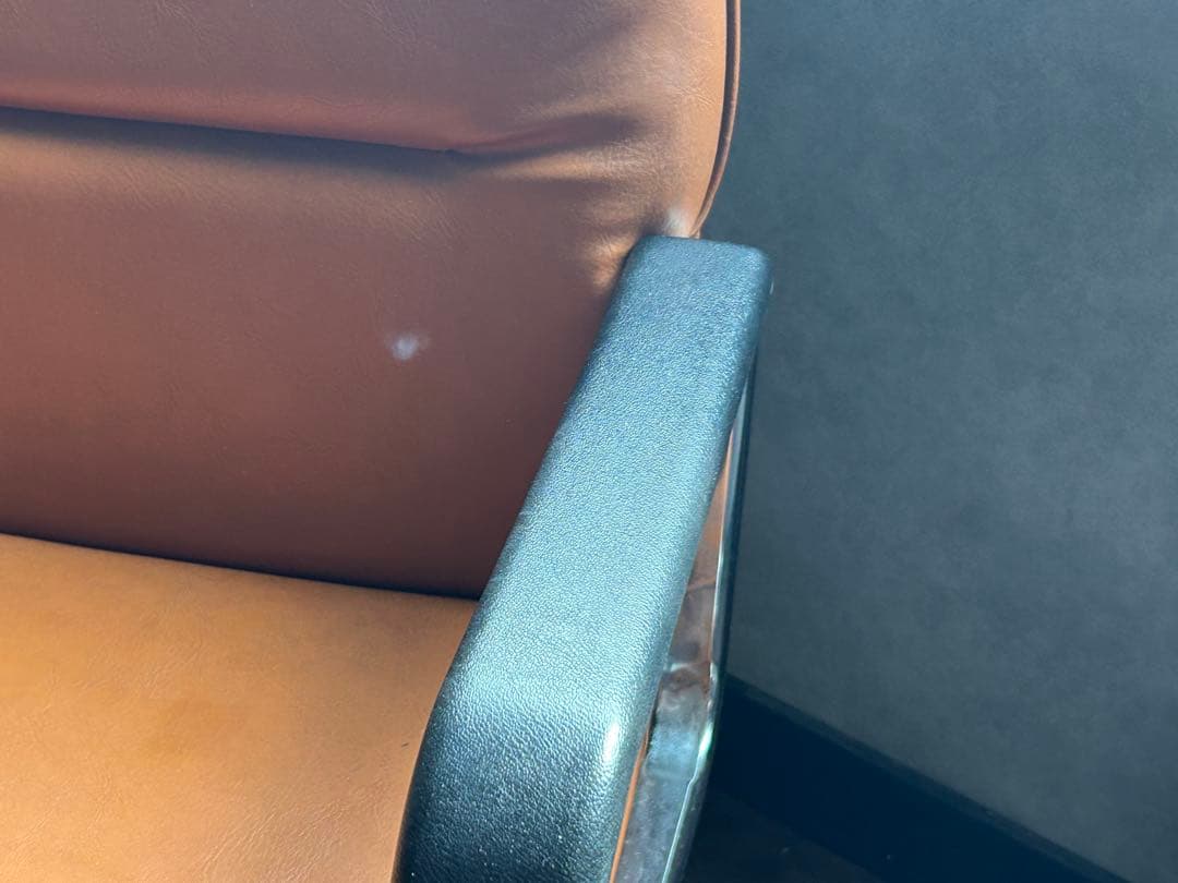 PLUS スイス製 デスクチェア レトロ アームチェア ミッドセンチュリー