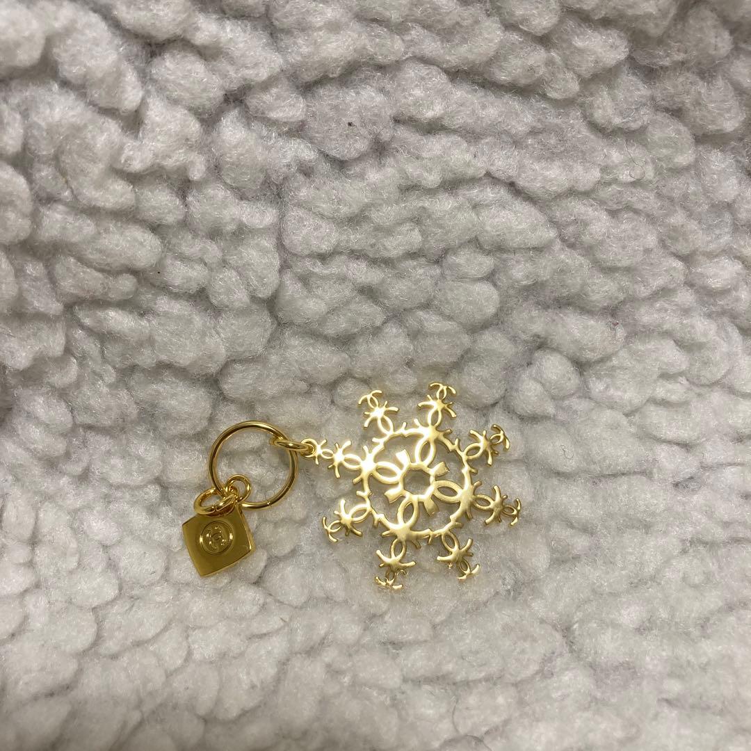 2024 クリスマス ホリデーチャーム シャネル 冬 雪の結晶 コフレ 限定