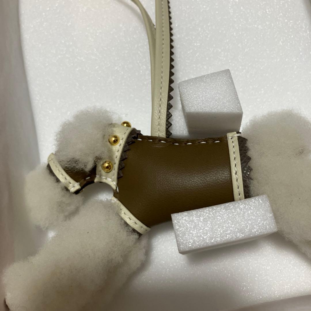 新品未使用】エルメスチャームバディ新作エトゥープゴールドK刻印お箱