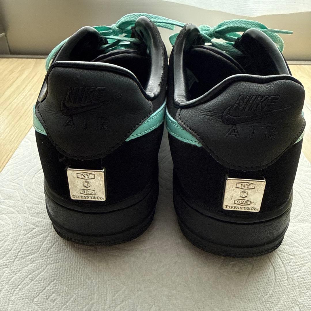 Nike × Tiffany & Co. コラボ スニーカー28cm安心鑑定対応 - メルカリ