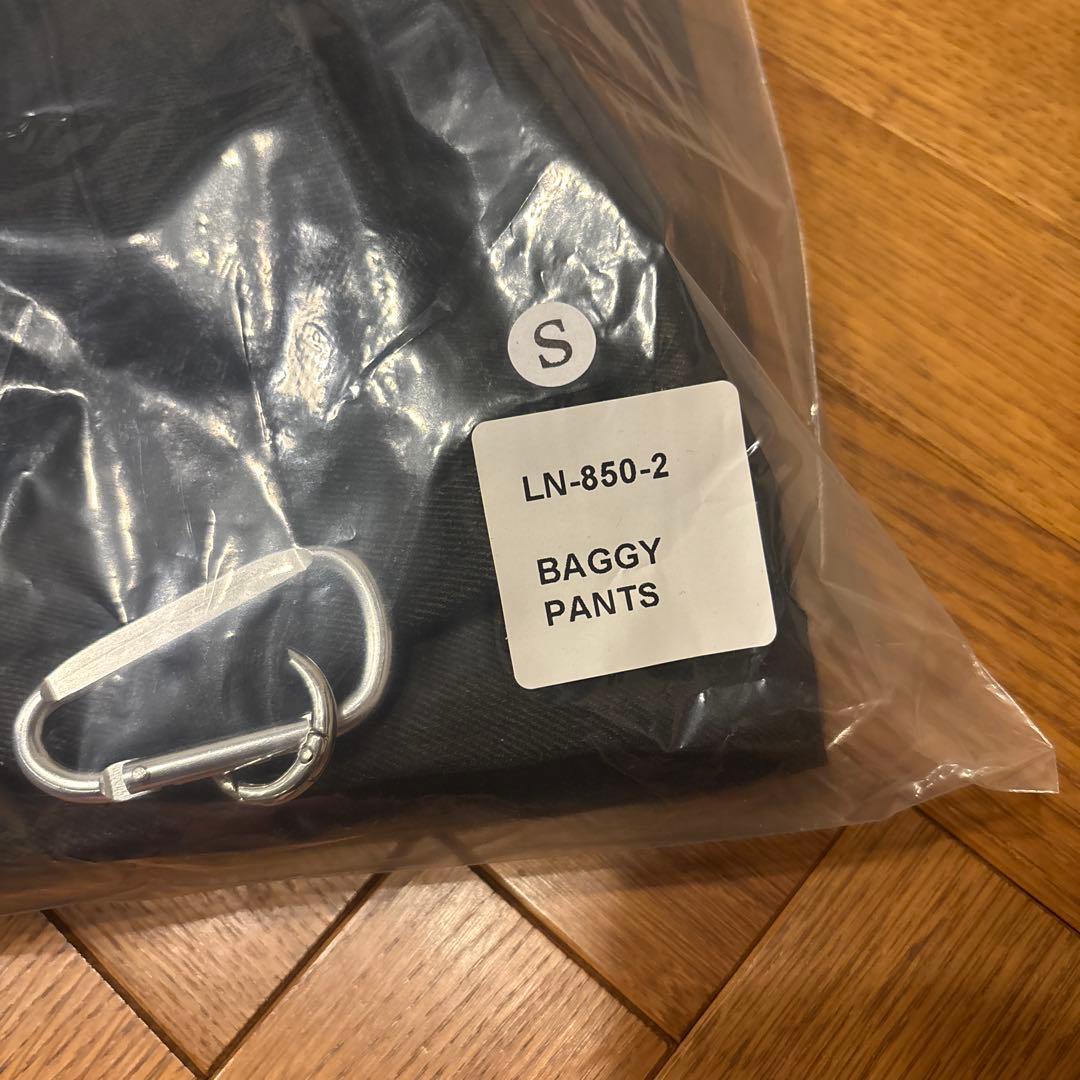 goar.archive STRAPPED BAGGY OIL PANTS s - メルカリ