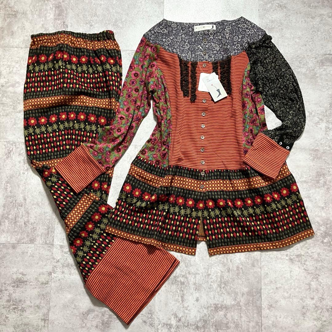 新品　ワコール あつこまたの パジャマ 猫パッチワーク 前ボタン M ワコール マタノアツコ 長袖 パジャマ 上下セット 愛らしい猫の