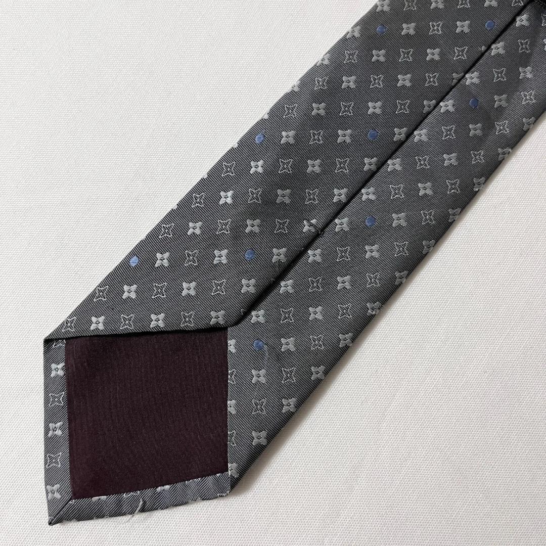 美品 LOUIS VUITTON ルイヴィトン ネクタイ グレー モノグラム - メルカリ
