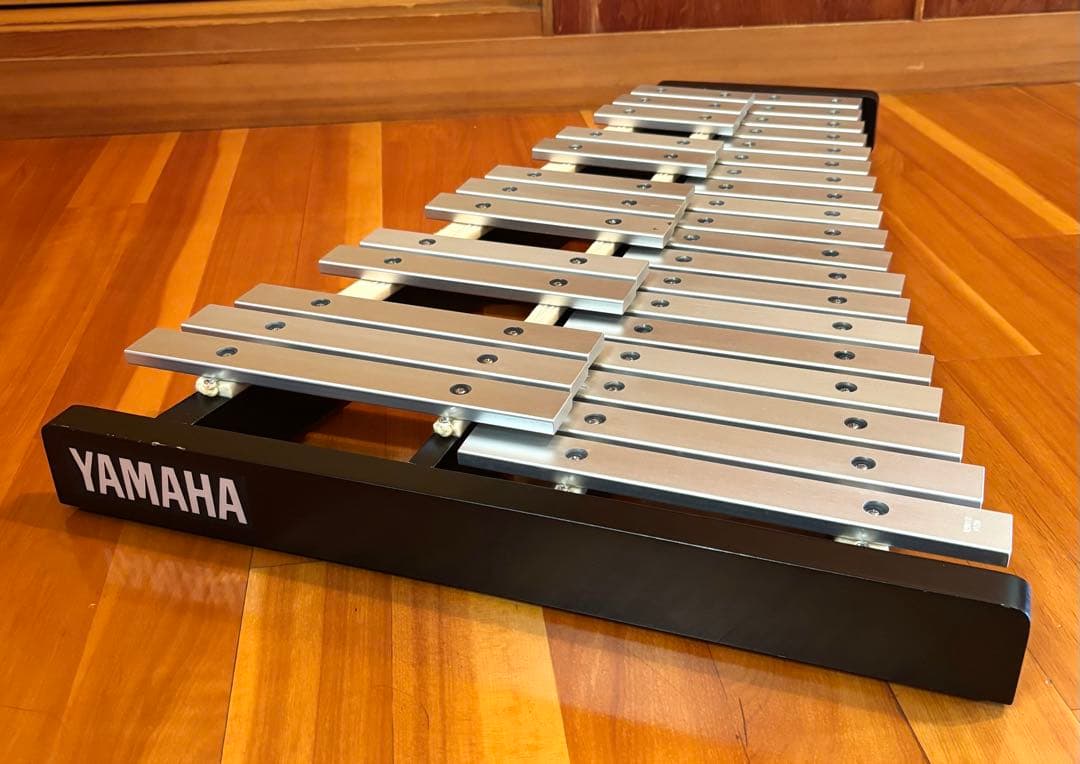 YAMAHA マーチングベル/グロッケン MBL-832 32音 鉄琴 - メルカリ