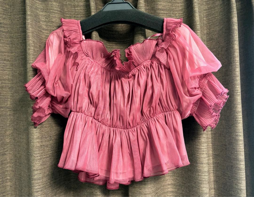 SNIDEL Sustainableギャザーオフショルブラウス ピンク - メルカリ