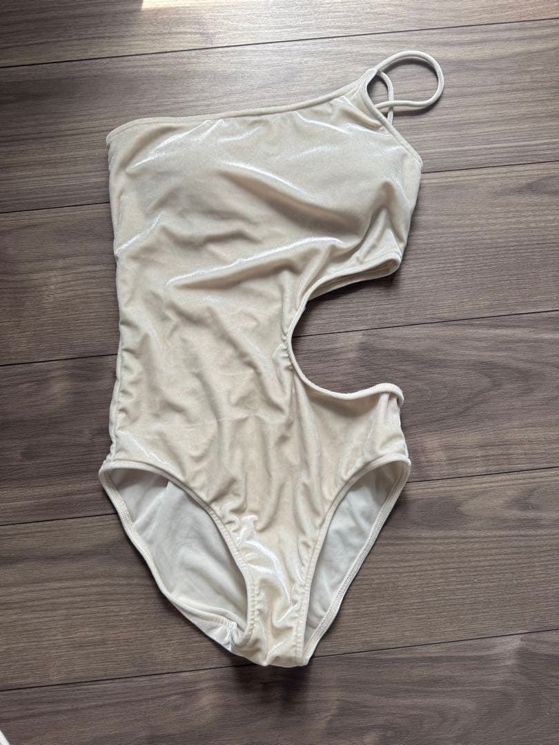 アニュアンス　サイドカットベロアワンピース　水着　完売品