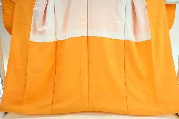 ☆専用袴のみ販売☆ 袴 山吹色 黄色 菊 S～Mサイズ 卒業式 - メルカリ