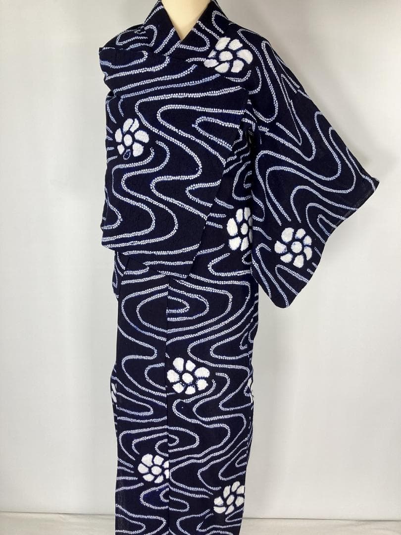 有松絞り【浴衣】広衿 花 流水 有松鳴海絞り 夏着物 綿 紺 白 105
