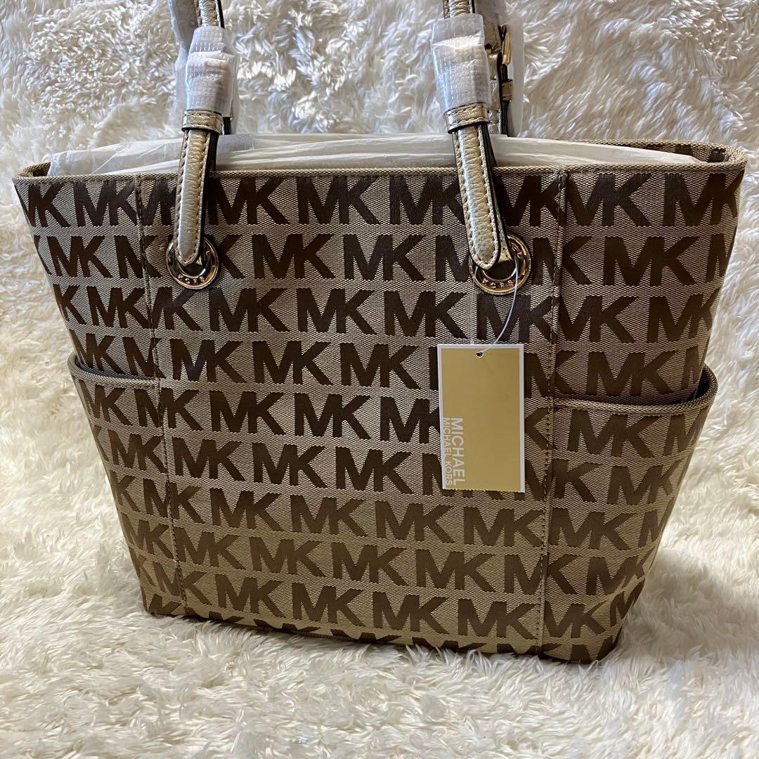 【莉子。様マイケルコース　トートバッグ　シグネチャ　JET SET チャーム JET SET TRAVEL(ジェット セット トラベル) トートバッグ ミディアム