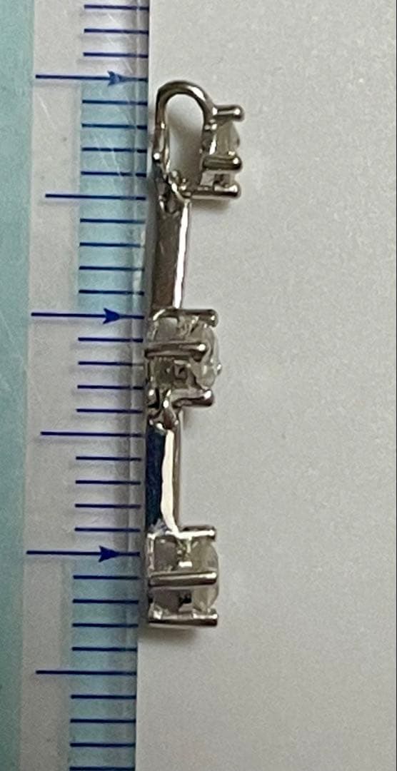 k18WG ダイヤモンド 0.30ct ネックレス ペンダントトップ