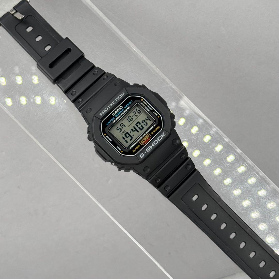 極美品 箱説付G-SHOCK DW-5600E FOX FIRE スピード - メルカリ