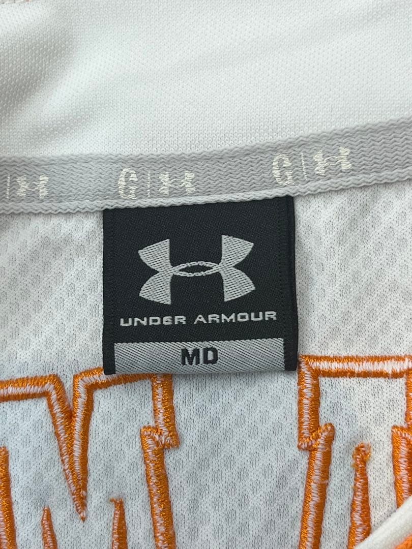 希少・美品アンダーアーマー読売ジャイアンツ 坂本勇人レプリカ