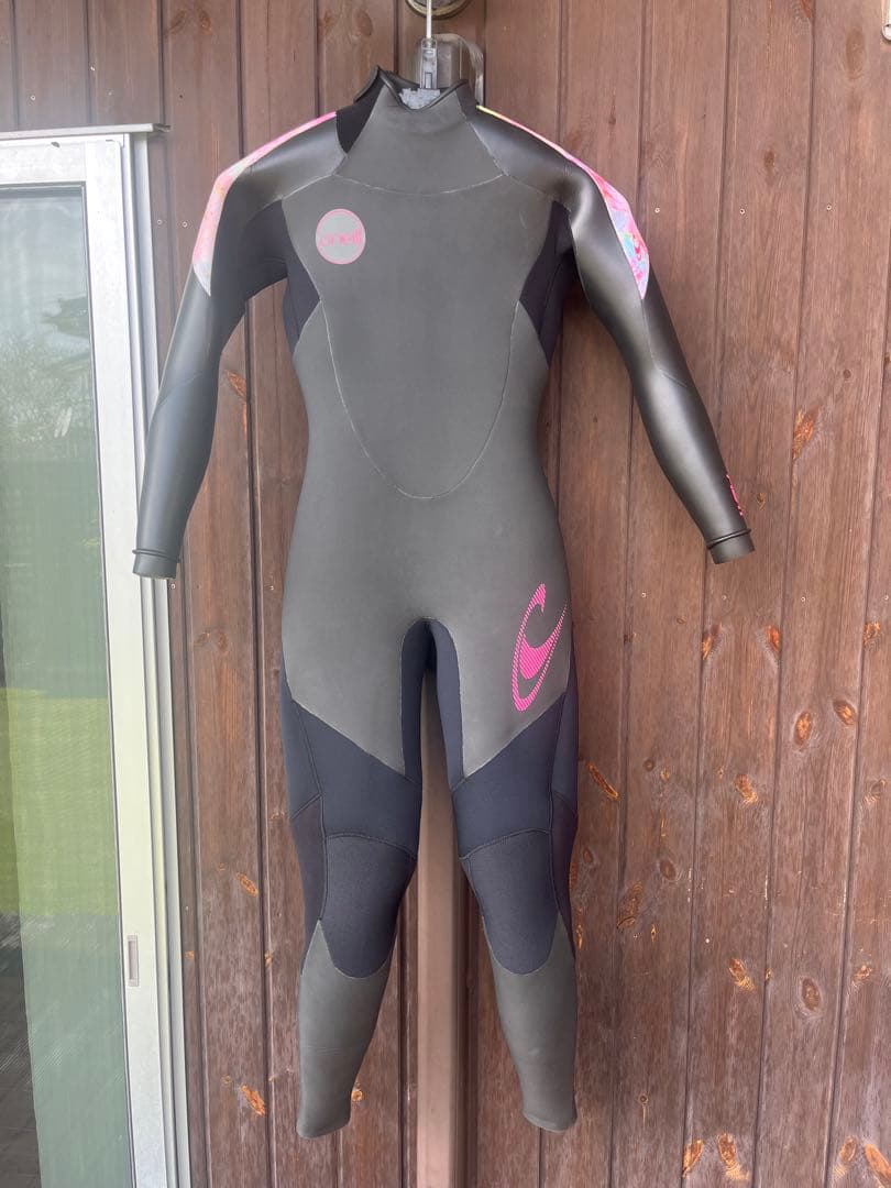 オニール セミドライ woman 5/3mm 送料込み wfw-207a2-03.png