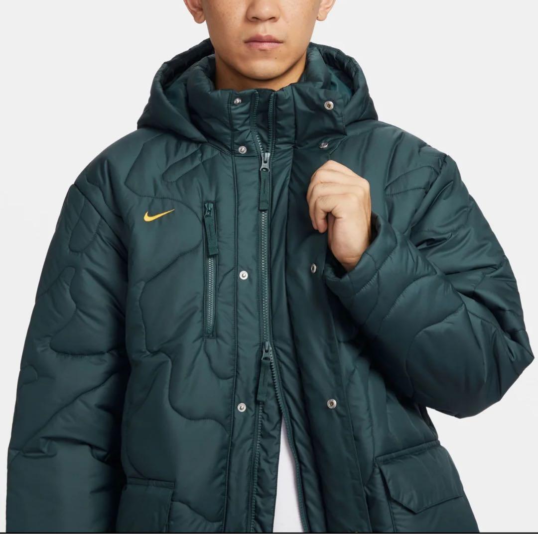 新品】定価35,750 NIKE ナイキ ベンチコート M - メルカリ