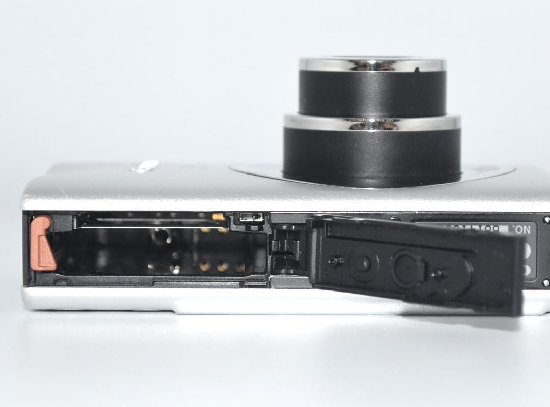 Canon IXY DIGITAL 20 IS《付属品完備・すぐに使えます！》