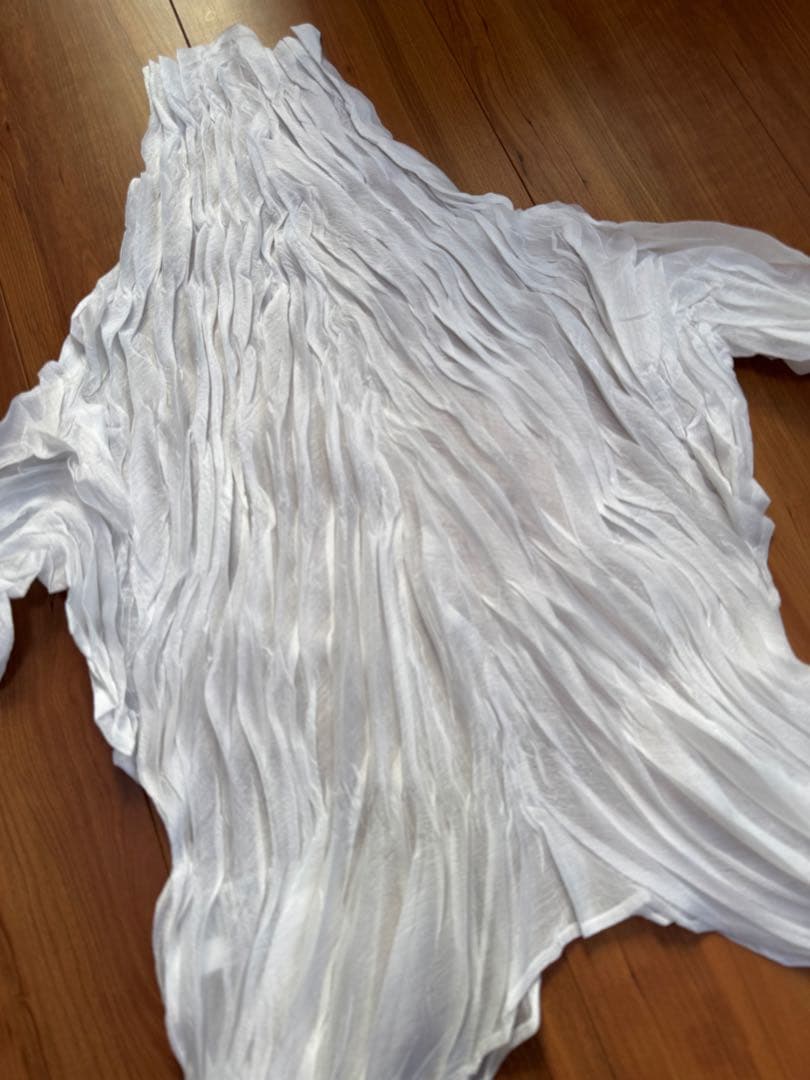 タイムセール ~21日 美品PLEATS PLEASE ホワイト トップス 楽天市場】イッセイミヤケ プリーツプリーズ（カラーホワイト