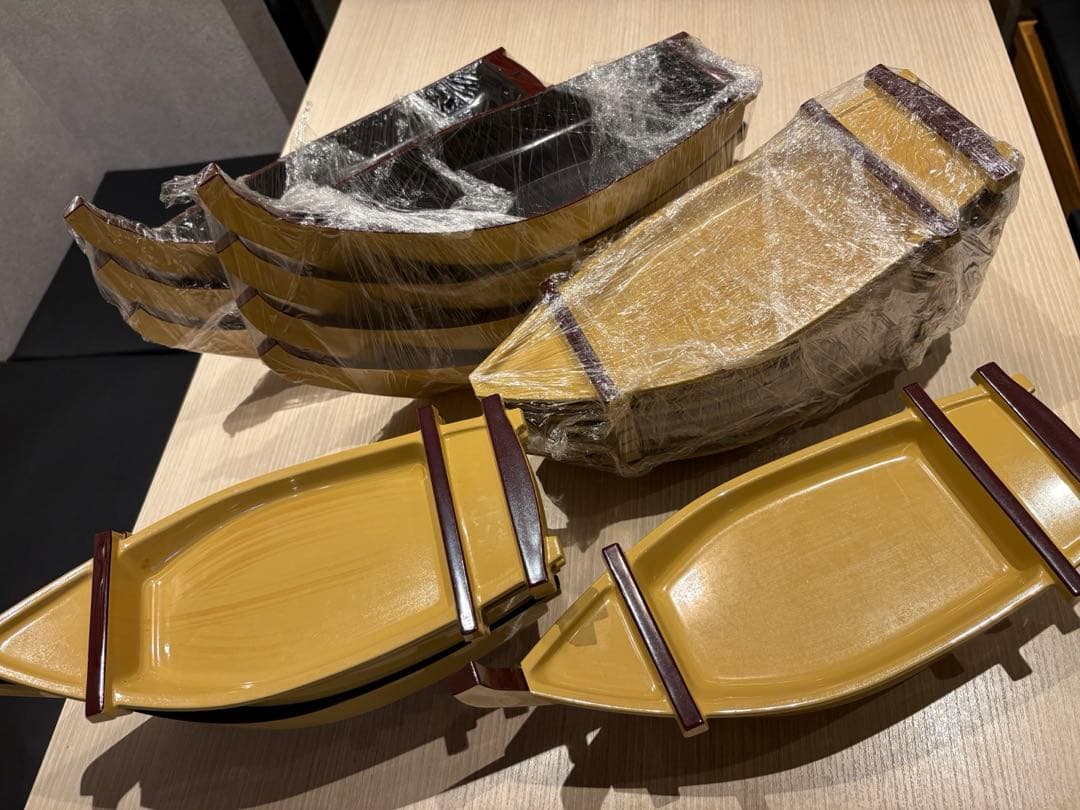 快慶盛舟　白木A 10セット 刺身盛り用などに！舟型プラスチックプレート 器 舟盛り 器 1個 （小 1〜2人前）プラスチック 船盛り皿 容器 (容器のみ