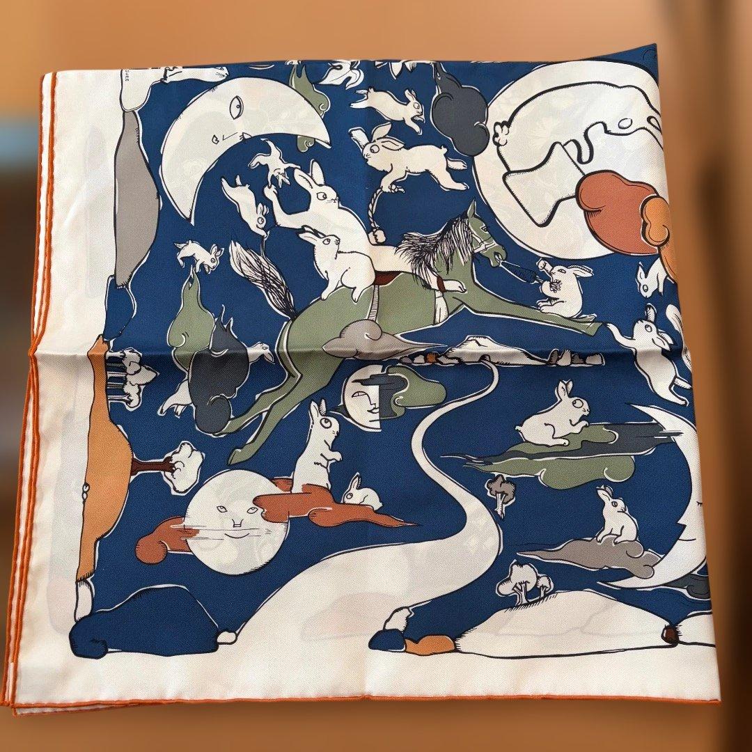 HERMES エルメス　カレ９０　《千と一のウサギ》