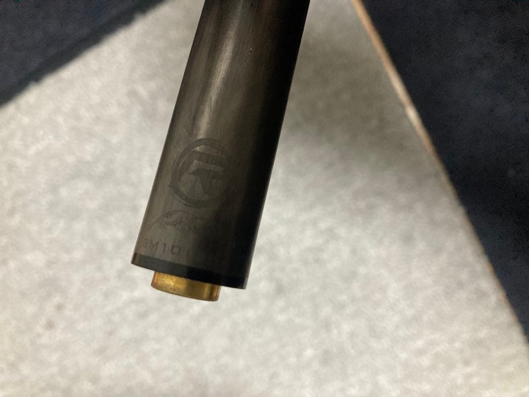 入手困難！ビリヤード プレデターP3 レオパード限定品シリアルNO入り