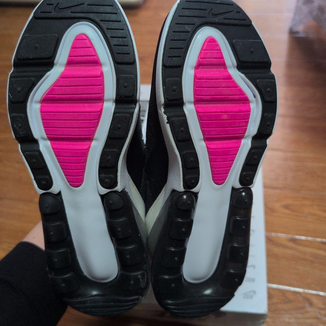 ナイキの人気モデル✨ Air Max 270（エアマックス270）24.0cm