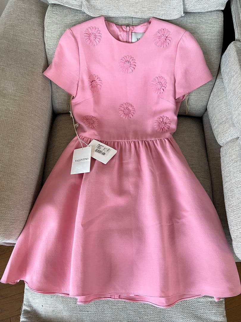 ヴァレンチノ Valentino ワンピース　ピンク　花柄♡ 花柄 VALENTINO(ヴァレンティノ) ワンピース・オールインワン