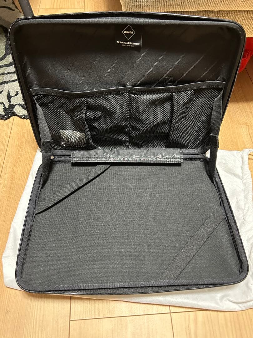 新品未使用　F.C.Real Bristol ゼロハリバートン PC CASE