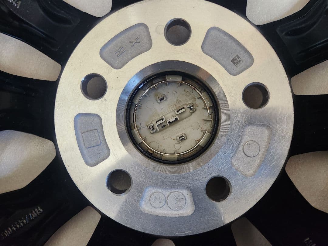 goodspeed様専用 新古品2本 ボルボ V60 純正 18インチ - メルカリ