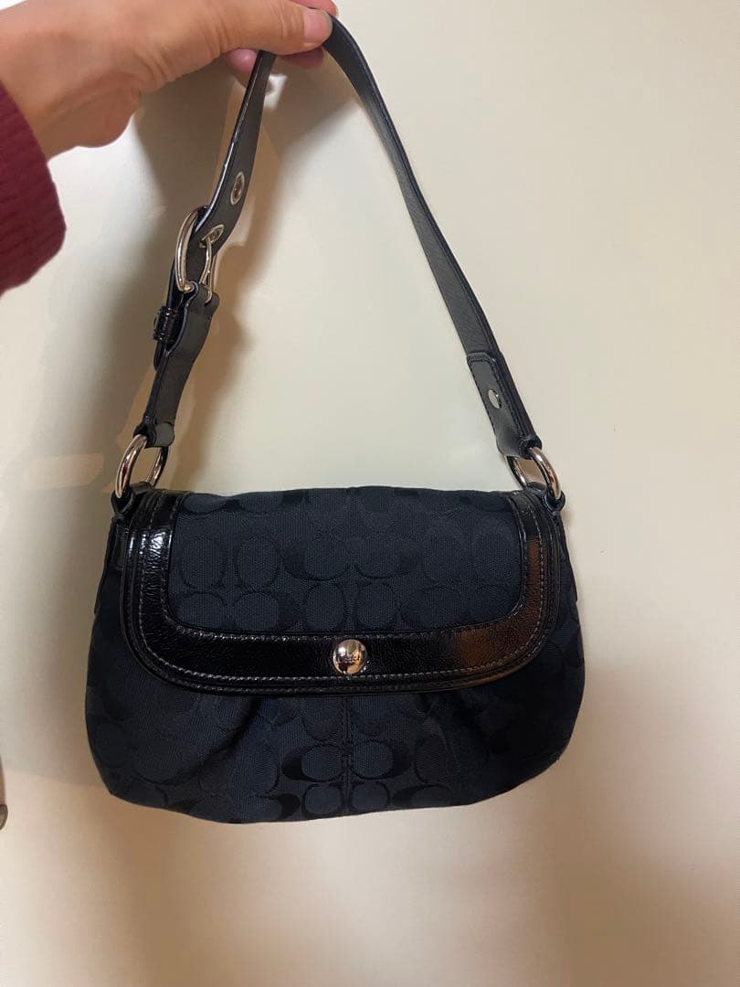 COACH コーチF13738 シグネチャーショルダーバック　ベタ付き COACH コーチF13738 シグネチャーショルダーバック ベタ付き www