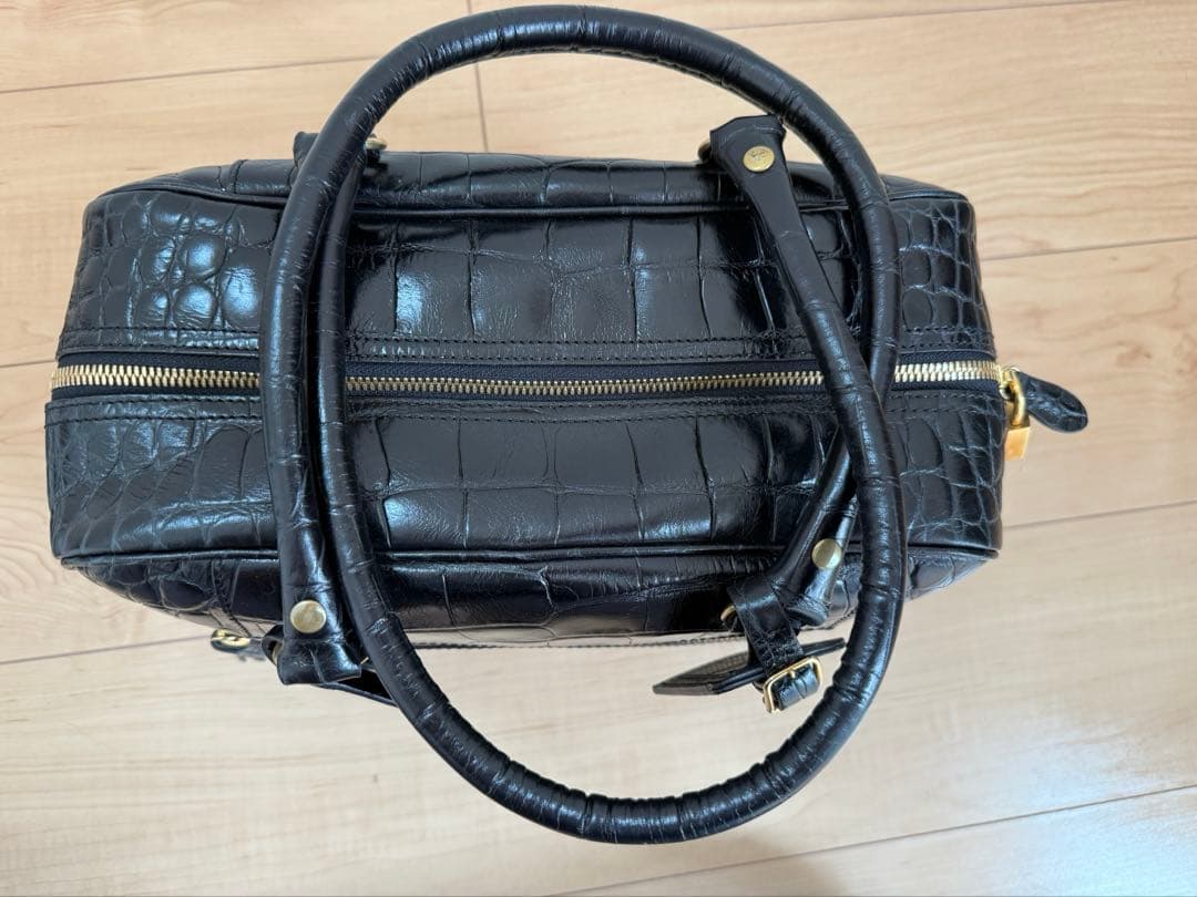 《美品》J& M DAVIDSON Vivi ボストン クロコ型押しブラック
