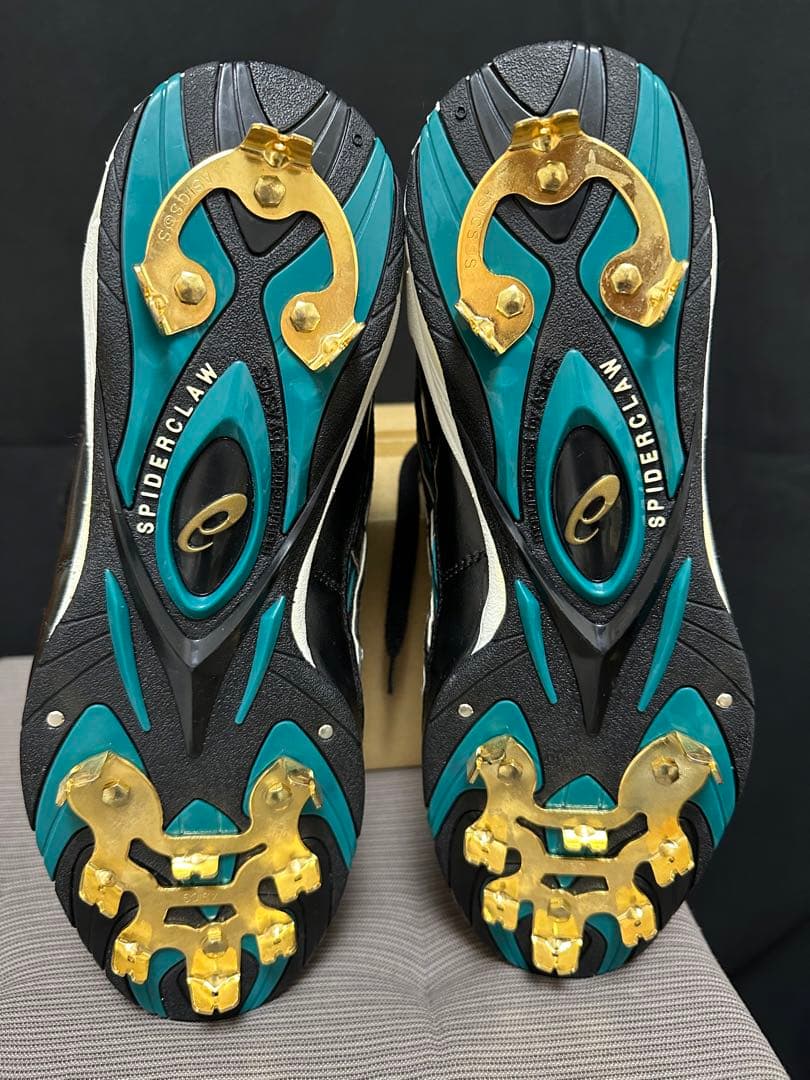 廃盤品・超希少・未使用】2002 イチローモデルスパイク アシックス27.0