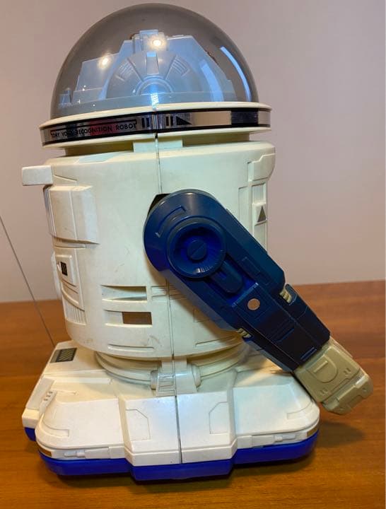 トミー・オムニボットシリーズ音声認識操作 KI-ku-zo 「キクゾー