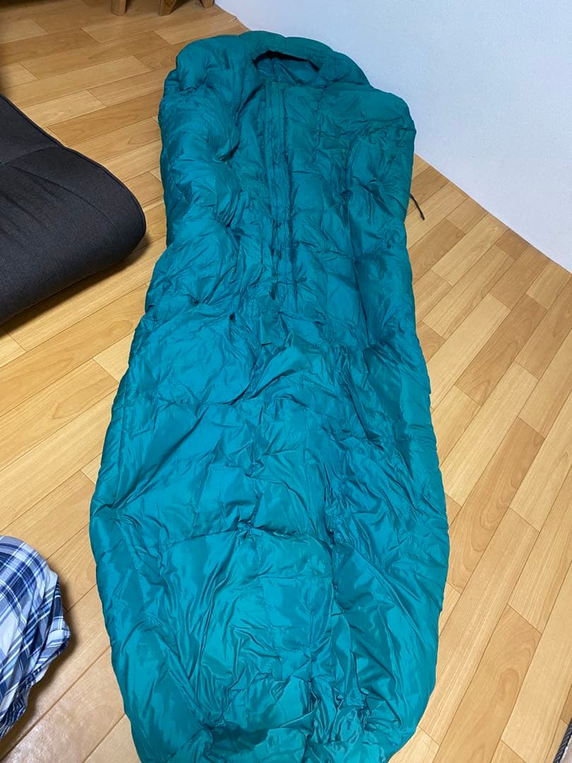 ダウンハガー、シュラフ・マミー・羽毛・寝袋 アウトドア シュラフ マミー型 寝袋 羽毛90% （オレンジ/ブラック