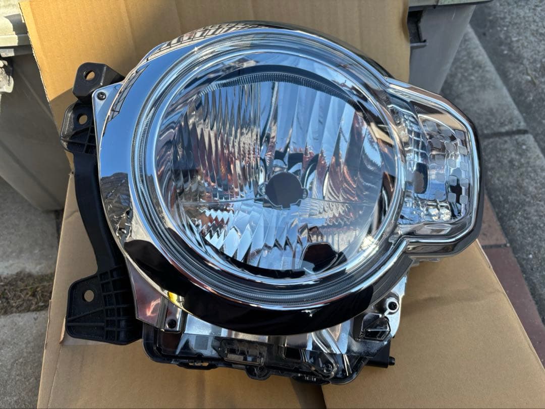 ハスラー左ヘッドライ 左ハンドル化＆世界一号車!公認済!R06Aエンジン＆CVT!初代MR31S型