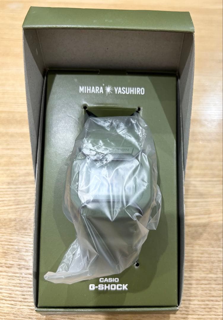 新品】G-SHOCK × MIHARA YASUHIRO カーキ コラボ 箱付 - メルカリ