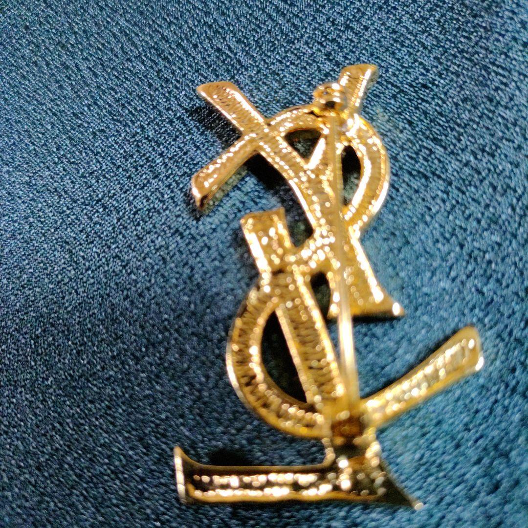 紀子様専用 イヴ・サンローラン YSL ゴールドクリスタルロゴブローチ