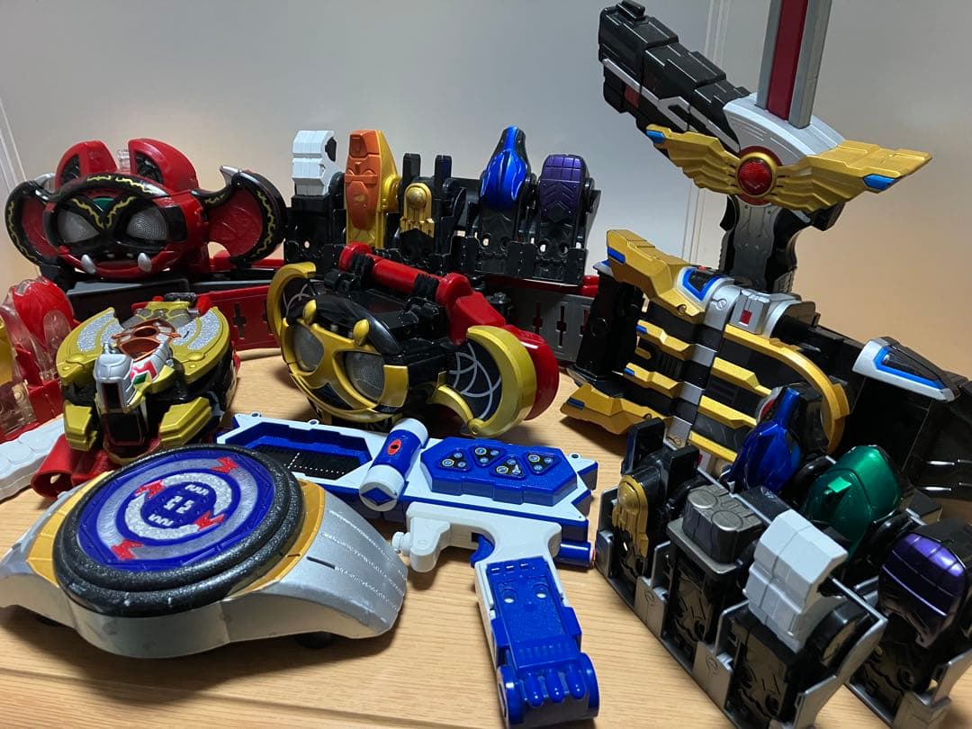 仮面ライダーキバ　アイテム☆おまとめ☆商品説明必読☆全画像必見☆ キバットベルトの収録楽曲追加決定！＆その他仕様について。｜仮面