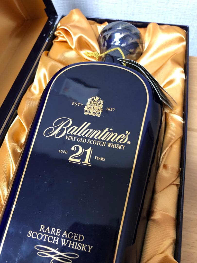 Ballantine's 21年 スコッチウイスキー ギフトボックス入り - メルカリ