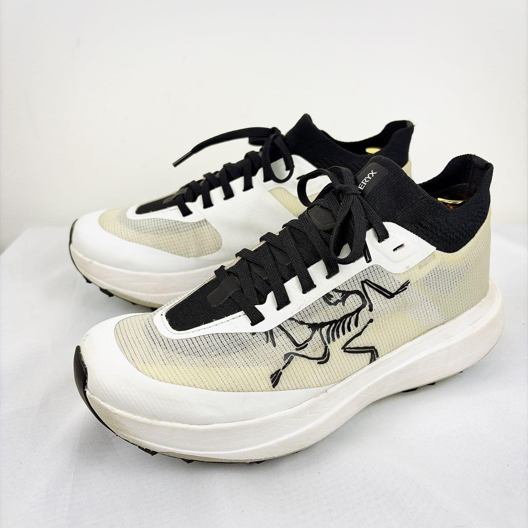 ARC’TERYX SYLAN PRO シラン プロW 23cm 白　ビブラム Arc'teryx Men's Sylan PRO Running Shoe – Campmor