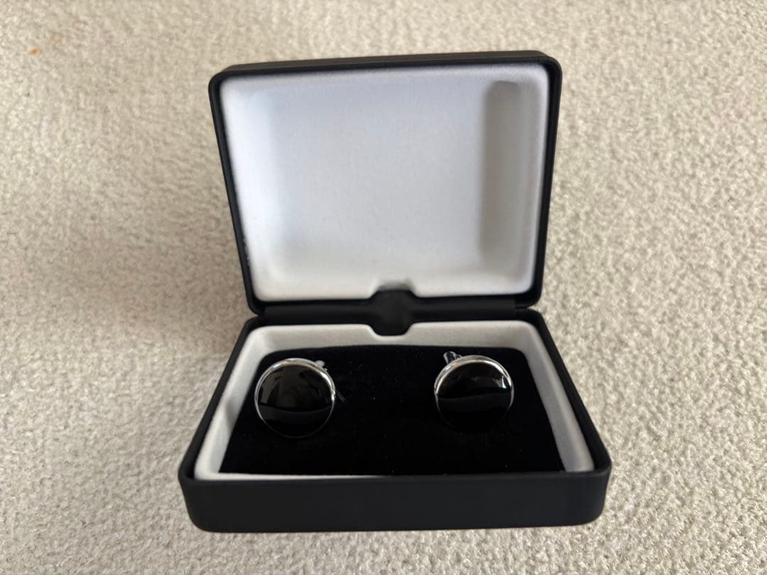 トリートドレッシング 蝶ネクタイ カフス - メルカリ